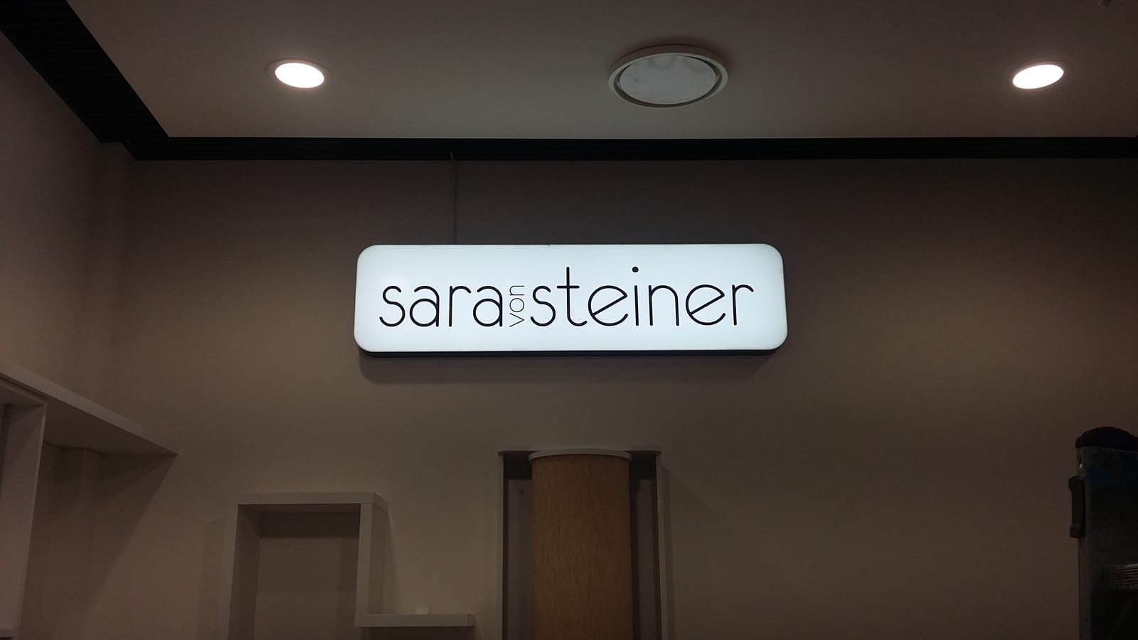 Illuminated Light Box