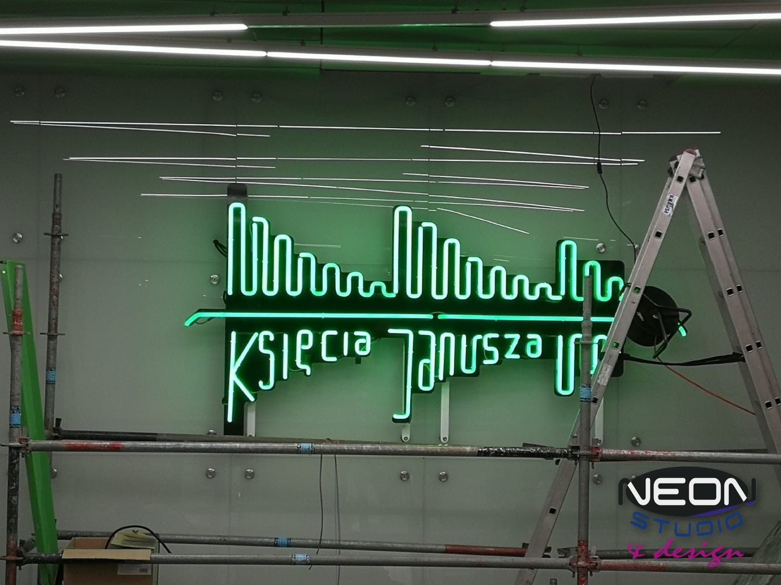 Księcia Janusza — Glass Neon (detail)