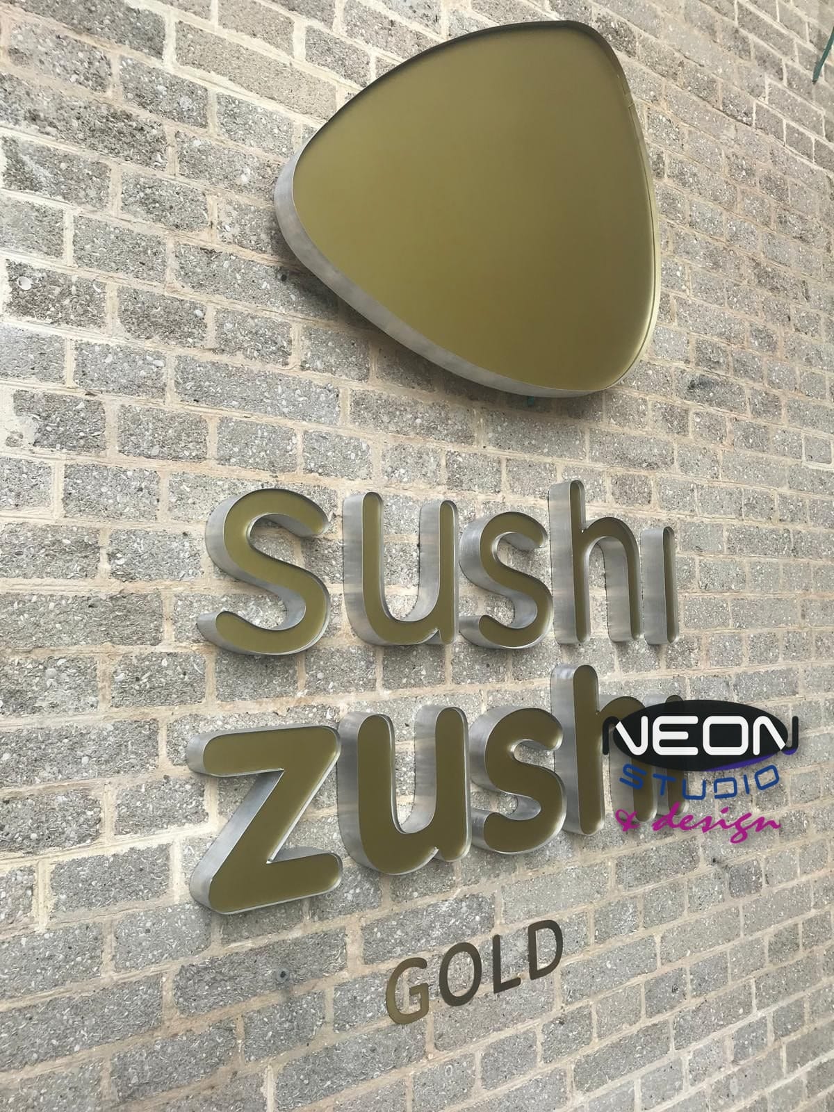 Sushi Zushi - Litery 3D (Tel Awiw)